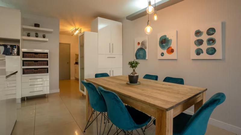 To Let 2 Bedroom Property for Rent in Dolphin Beach Western Cape